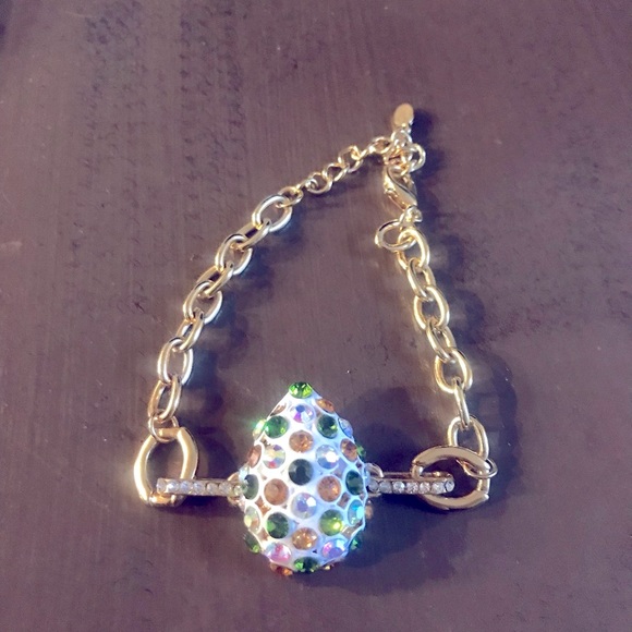 Gold Tone Bracelet - Picture 2 of 4